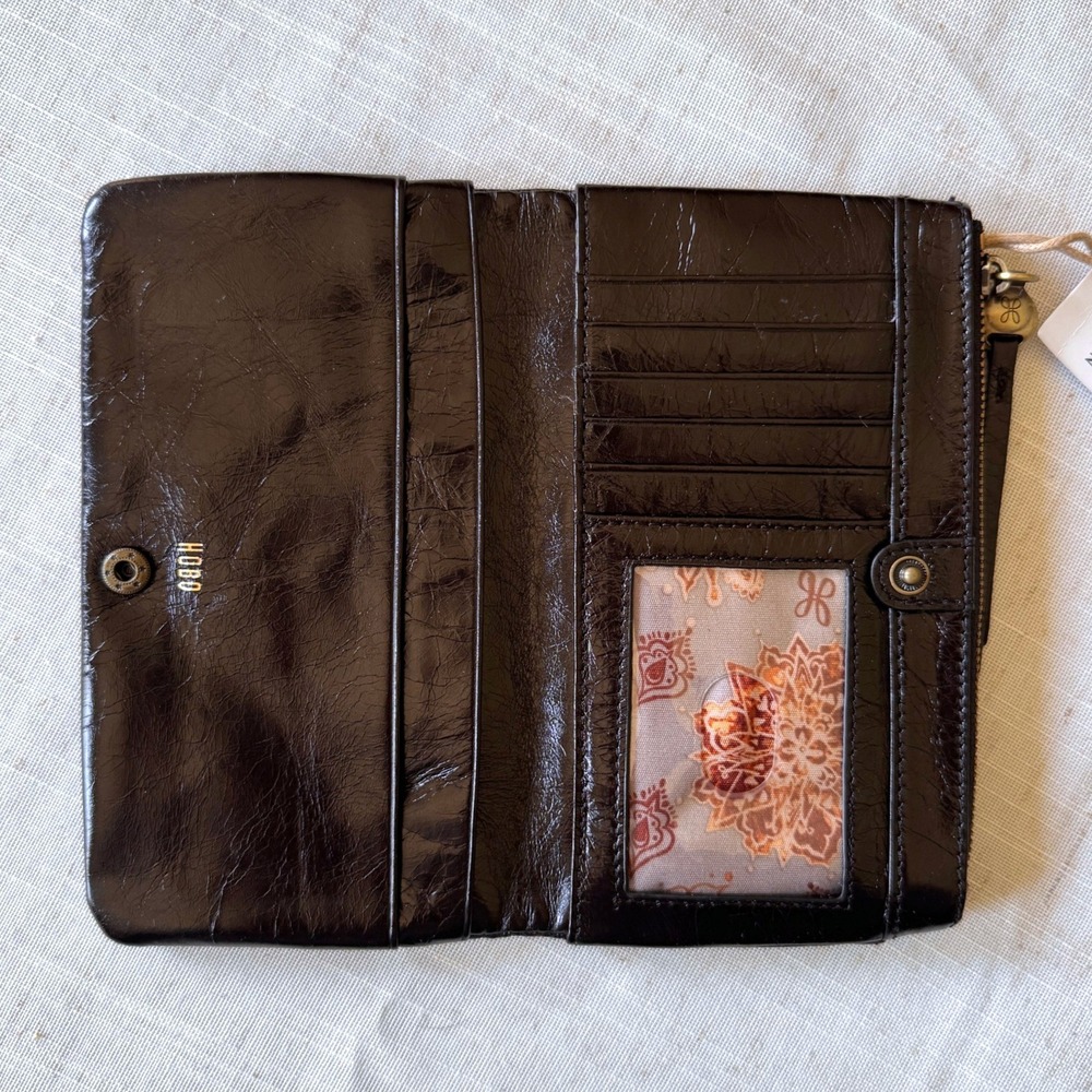 HOBO Black Leather Bifold Zip Around Wallet NWT Card Slots ID Window New